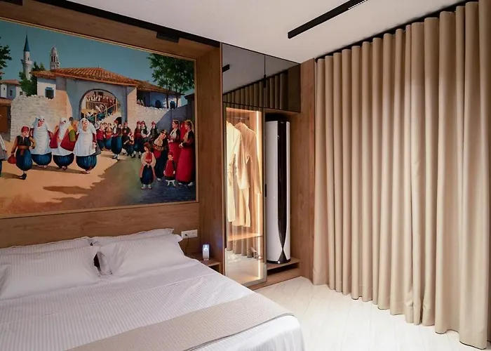 446 White Luxury דירה *